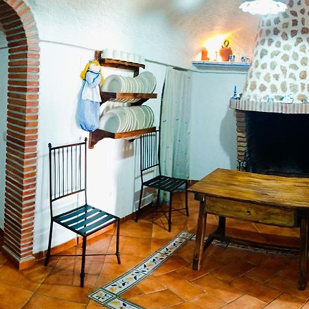 Casa Cueva The Exclusive Royal Andalusian Cave Villa Alcudia de Guadix Exterior photo